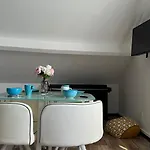 Apartment La Little White House *