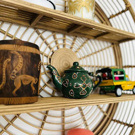 La Little White House *