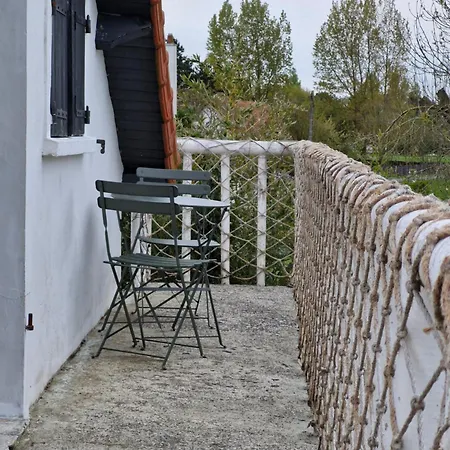 La Little White House *